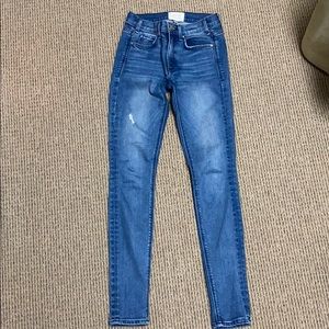 SIZE 23 MCGUIRE JEANS